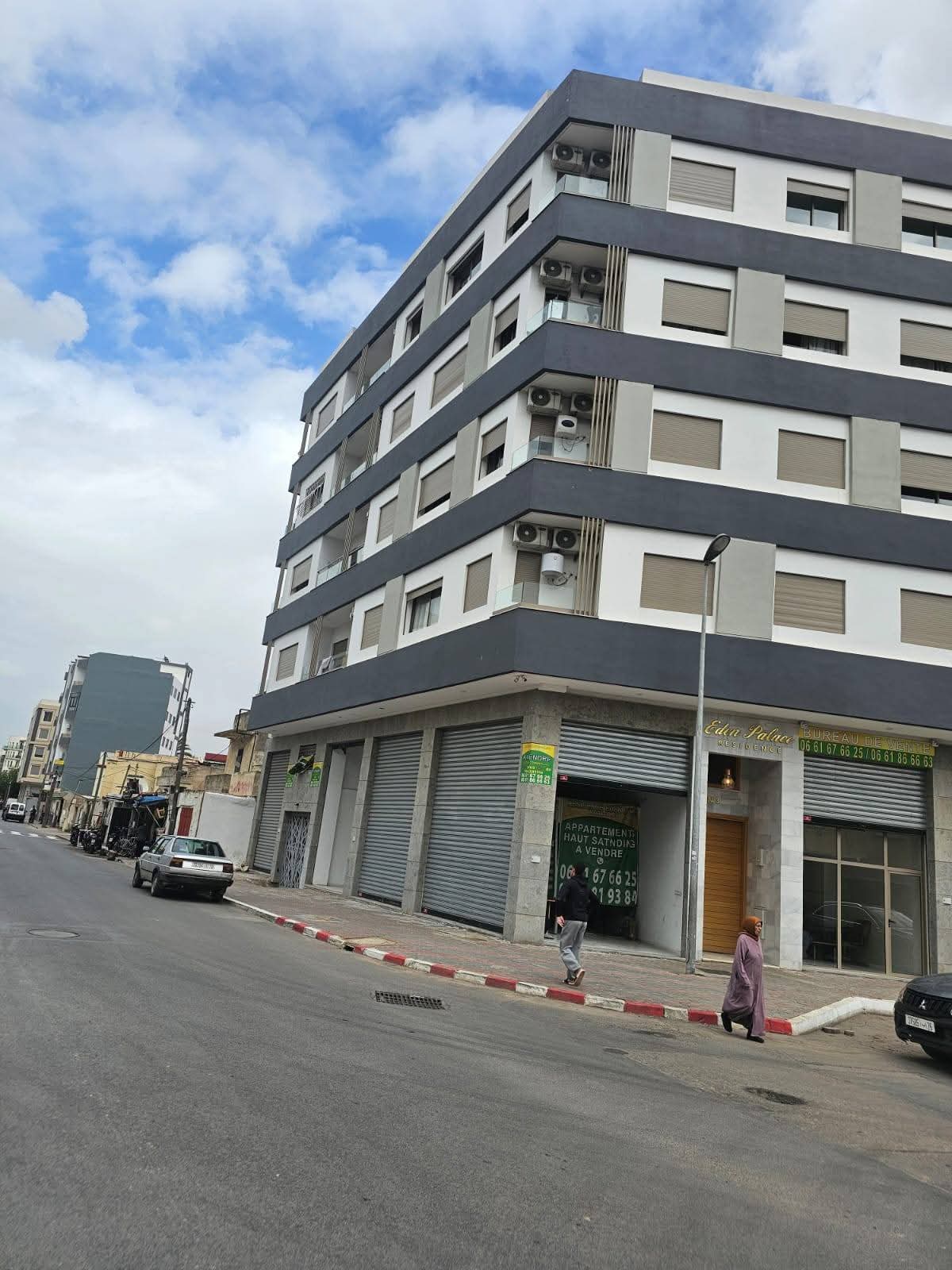 Résidence Local commercial Aïn Sebaâ — 2D32